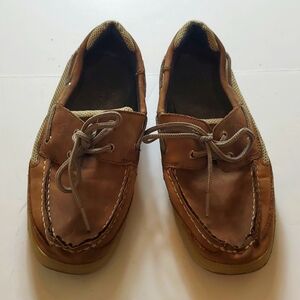 Sperry brown leather loafer